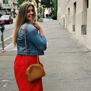 Meet your Posher, Mackenzie